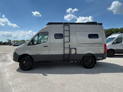 2027 Tiffin Motorhomes GH1 photo 20