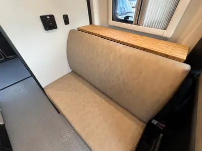 2027 Tiffin Motorhomes GH1 photo 13