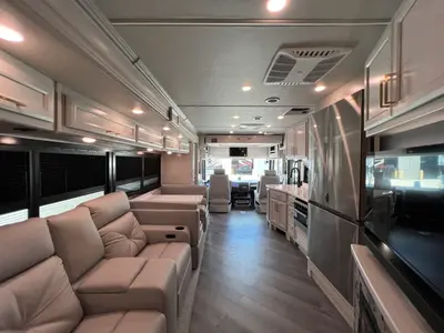 2027 Fleetwood Bounder photo 3