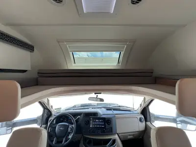 2027 Thor Motor Coach Quantum photo 4