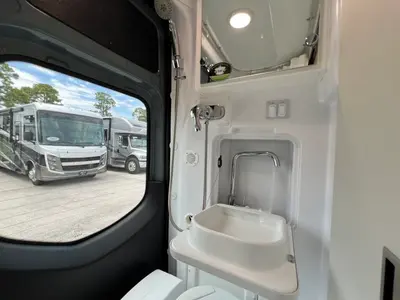 2027 Thor Motor Coach Tranquility photo 18