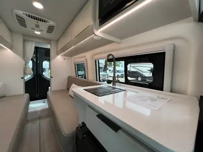 2027 Thor Motor Coach Tranquility photo 7