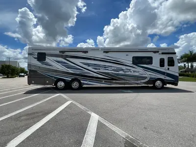 2027 Fleetwood Discovery LXE photo 27
