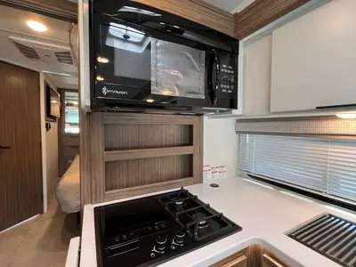 2027 Thor Motor Coach Quantum photo 13