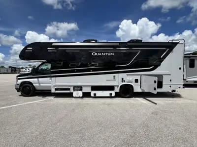 2027 Thor Motor Coach Quantum photo 27
