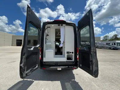 2027 Thor Motor Coach Talavera photo 2