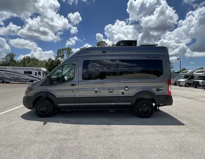 2027 Thor Motor Coach Talavera photo 21