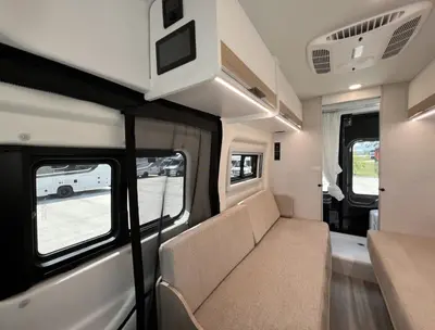 2027 Thor Motor Coach Talavera photo 14