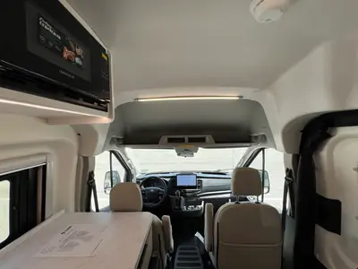 2027 Thor Motor Coach Talavera photo 5