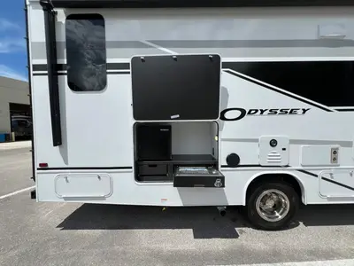 2027 Entegra Coach Odyssey photo 27
