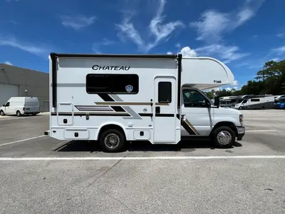 2027 Thor Motor Coach Chateau photo 19