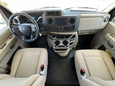 2027 Thor Motor Coach Chateau photo 2