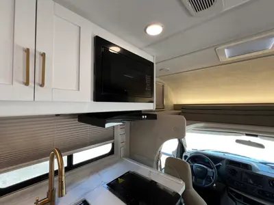 2027 Thor Motor Coach Chateau photo 13
