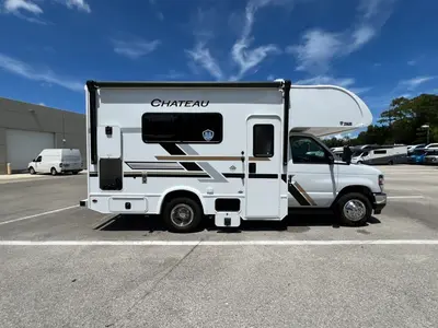 2027 Thor Motor Coach Chateau photo 20