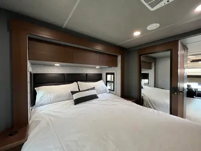 2027 Entegra Coach Accolade XT photo 16