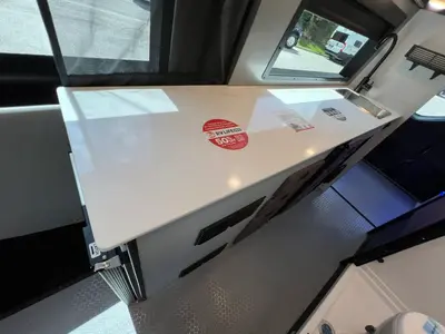 2027 Tiffin Motorhomes GH2 photo 8