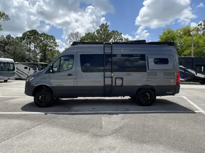2027 Tiffin Motorhomes GH2 photo 20