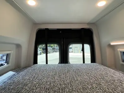 2027 Tiffin Motorhomes GH2 photo 17
