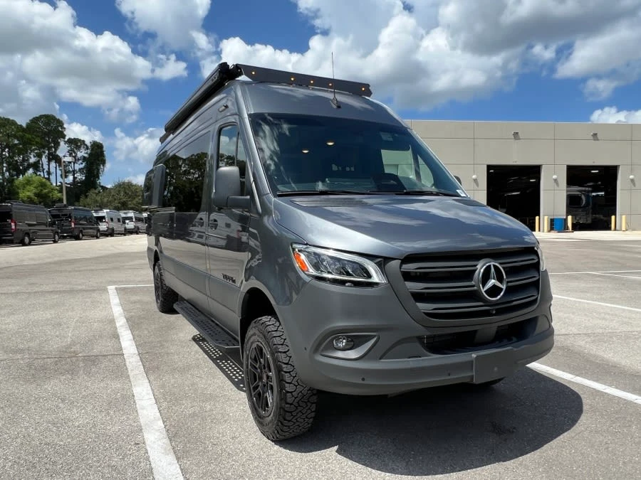 2027 Tiffin Motorhomes GH2 exterior