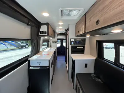 2027 Tiffin Motorhomes GH2 photo 6