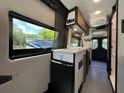 2027 Tiffin Motorhomes GH2 photo 7