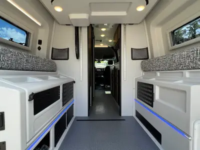 2027 Tiffin Motorhomes GH2 photo 4