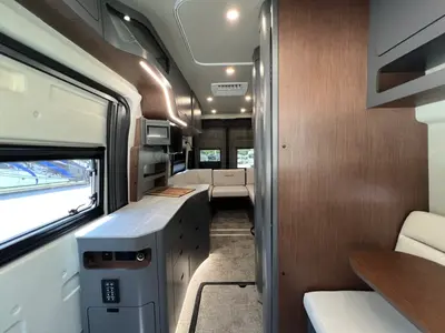 2027 Grand Design Lineage Series VP photo 6