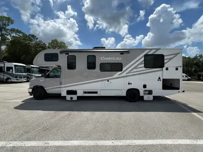 2027 Thor Motor Coach Chateau photo 24