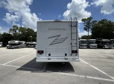 2027 Thor Motor Coach Chateau photo 26