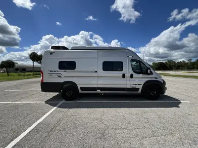 2027 Winnebago Solis photo 19