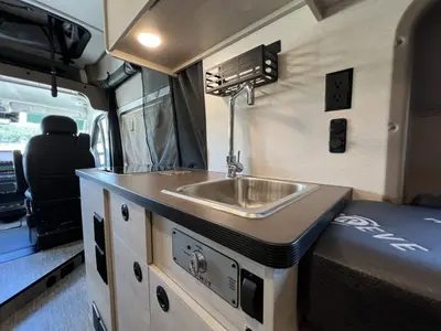 2027 Winnebago Solis photo 9