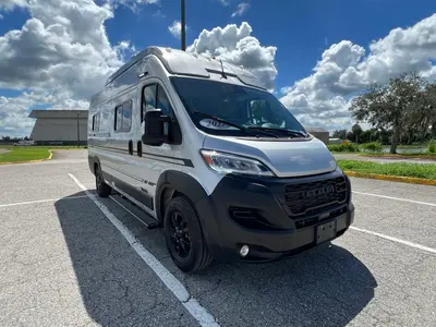 New 2027 Winnebago Solis BUT59PX