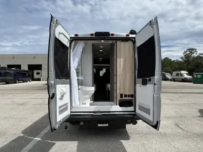 2027 Entegra Coach Ethos photo 2