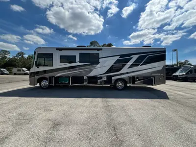 2027 Entegra Coach Vision XL photo 27