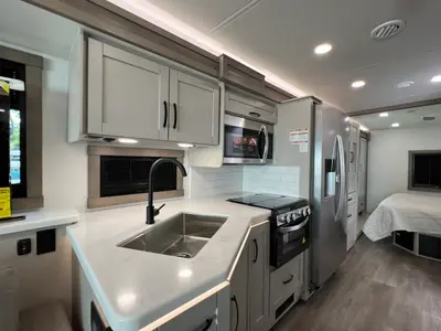 2027 Entegra Coach Vision XL photo 9