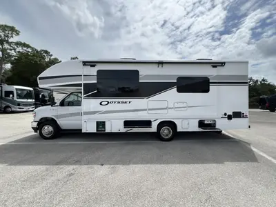 2027 Entegra Coach Odyssey photo 30