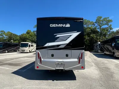 2027 Thor Motor Coach Gemini photo 23