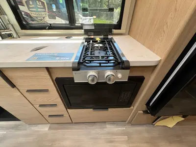 2027 Thor Motor Coach Gemini photo 9