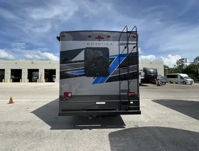 2027 Entegra Coach Odyssey photo 30