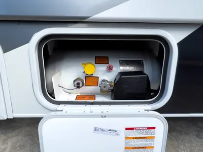 2023 Thor Motor Coach Quantum photo 24