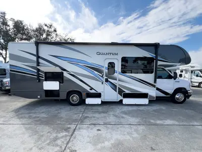 2023 Thor Motor Coach Quantum photo 28