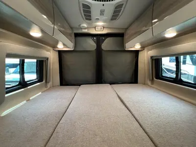 2024 Thor Motor Coach Sequence photo 17