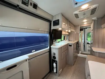 2023 Thor Motor Coach Sequence photo 7