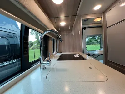 2023 Thor Motor Coach Sequence photo 10