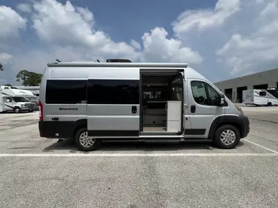 2023 Thor Motor Coach Sequence photo 21