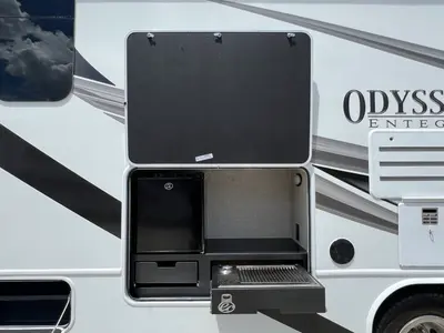 2023 Entegra Coach Odyssey photo 24