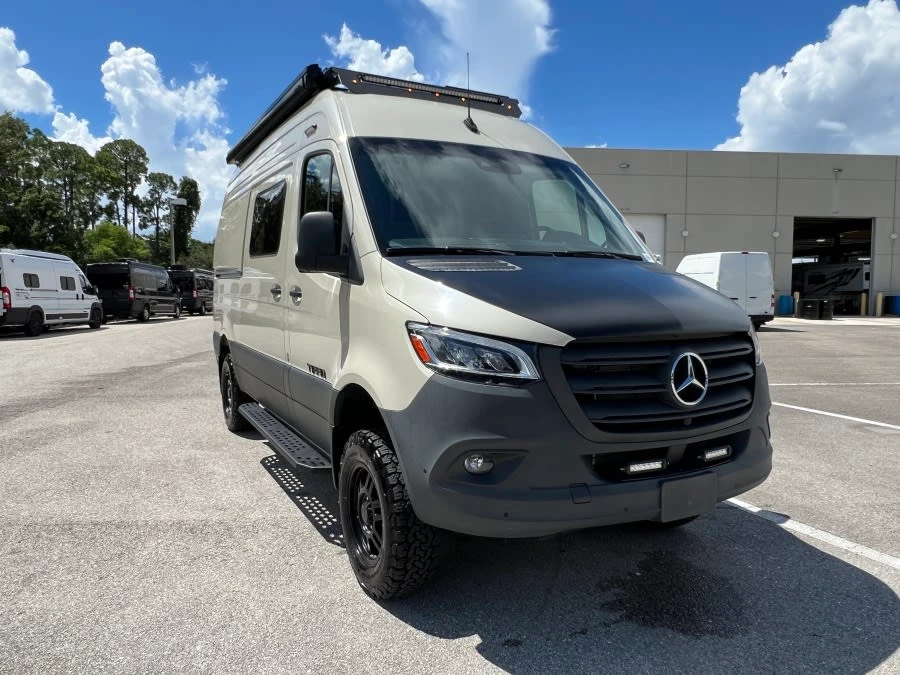 2026 Tiffin Motorhomes GH1 exterior