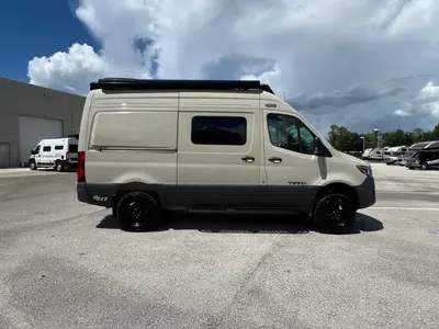 2026 Tiffin Motorhomes GH1 photo 17