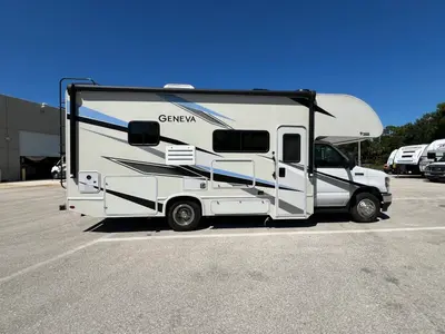 2023 Thor Motor Coach Geneva photo 23