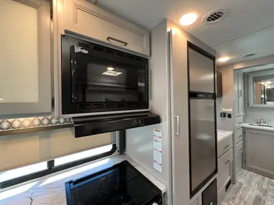 2023 Thor Motor Coach Geneva photo 12